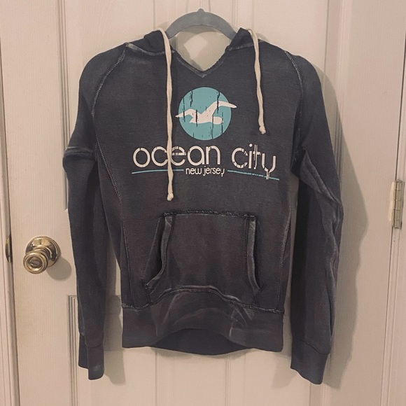 Ocean Drive Clothing Co. Gray Ocean City Sweatshirt - Picture 1 of 3